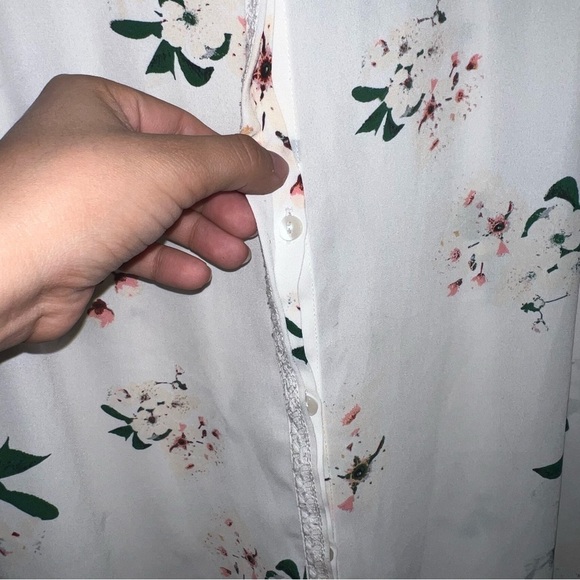 Lucky Brand Women's Sleeveless Floral Button Down Blouse Size 1X - Picture 3 of 9